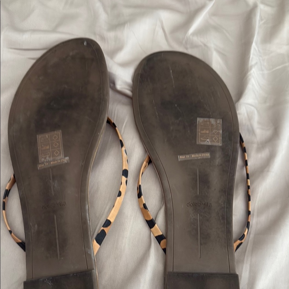 Dolce Vita Brown and Black Sandals Leopard Print - Picture 4 of 5